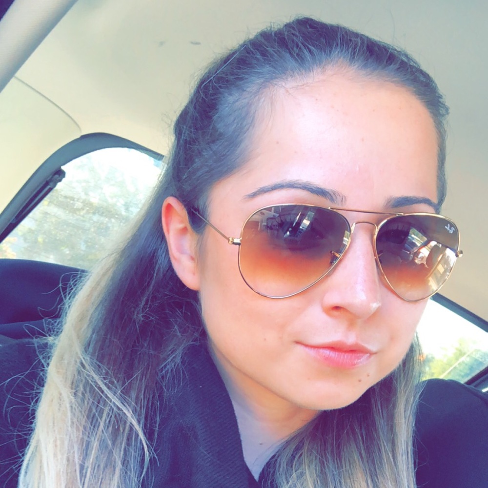 Meet your Posher, Kristina